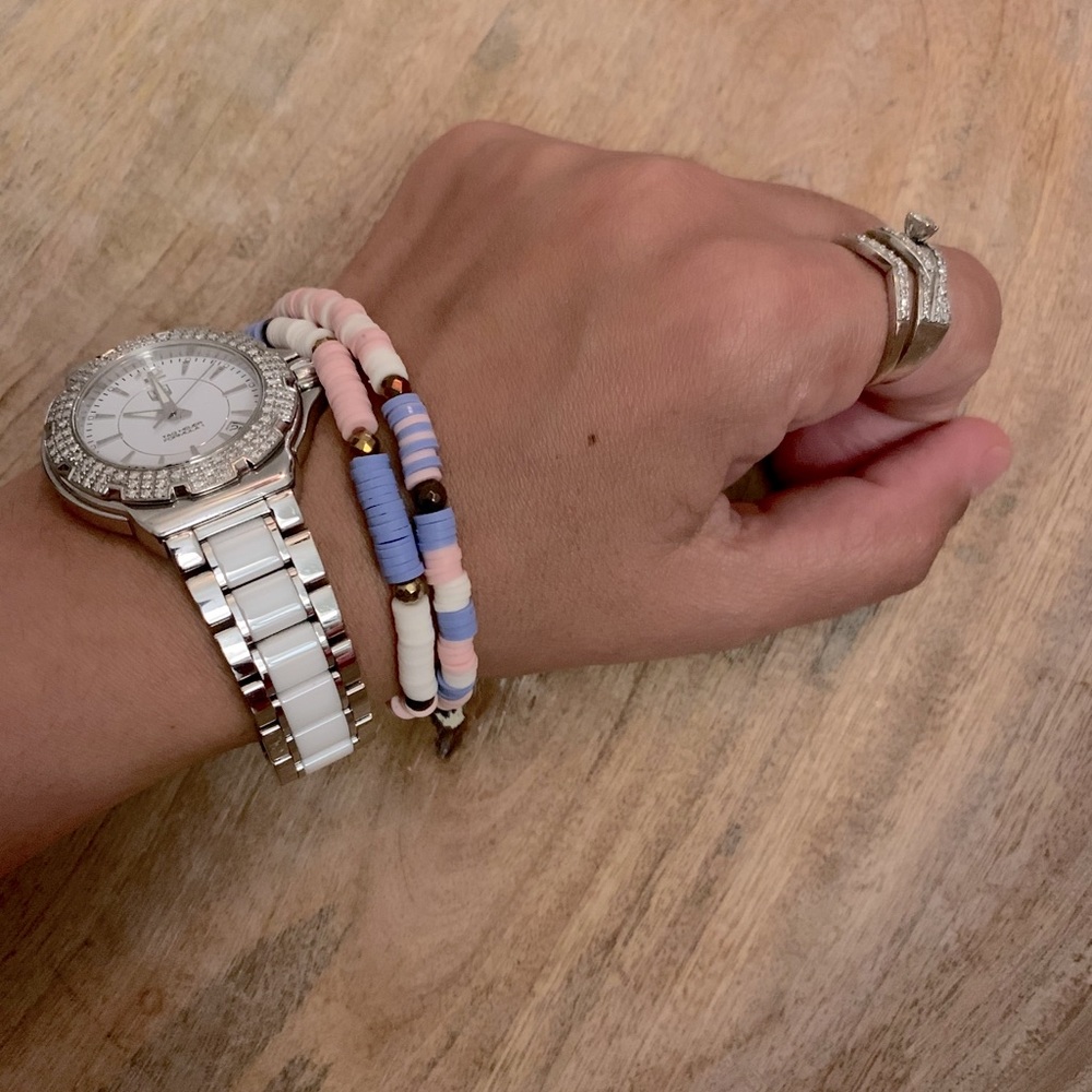 Women bracelets